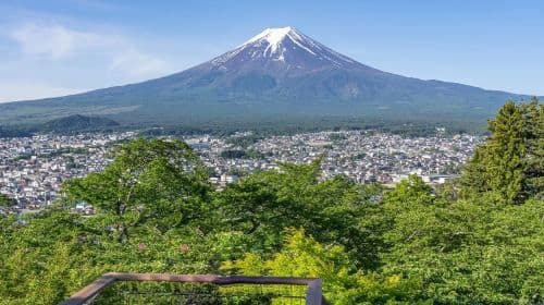 Excursión de 1 día al follaje otoñal de los Cinco Lagos de Fuji: Lago Kawaguchi, Lago Yamanaka, Lawson, Hikawa Clock Shop