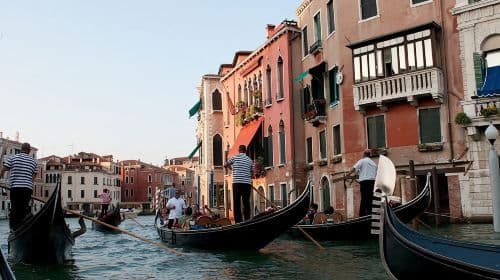 Passeio a pé em Veneza e passeio de gôndola