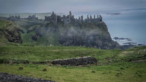 Excursão ao Giants Causeway e Game of Thrones saindo de Belfast