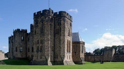 Alnwick Castle, Northumberland and Borders Tour with Admission
