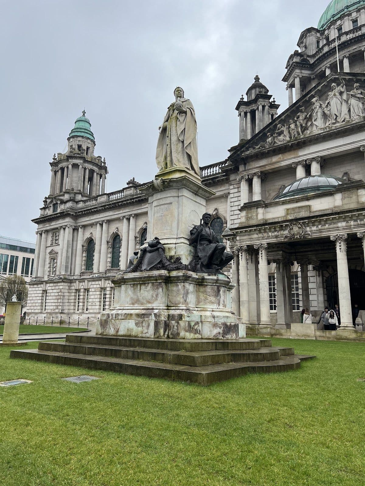 Best of Belfast walking tour with local guide