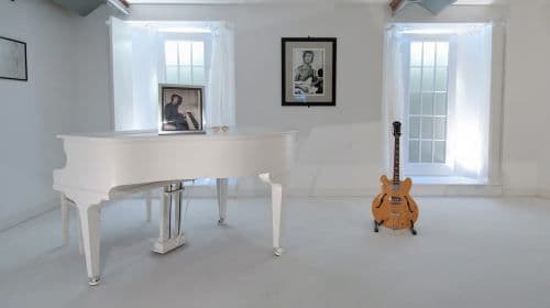 Full-Day Beatles and Liverpool Tour from London Day Tours