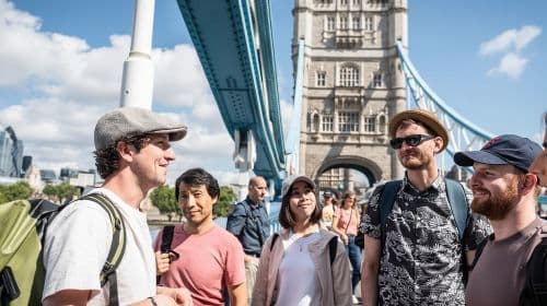 Londyn: Piesza wycieczka po 30 najważniejszych atrakcjach i wystawa Tower Bridge
