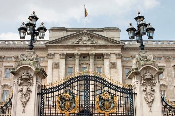 Royal London: A Walk Through History and Heritage podcast tour