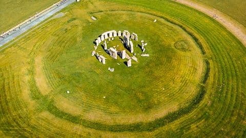 Tour de áudio imersivo em Stonehenge