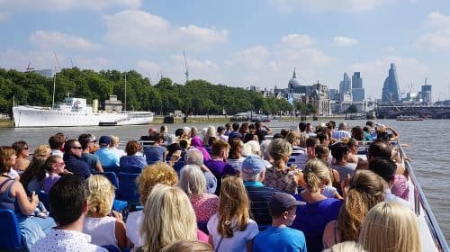 Cruzeiro Turístico pelo Rio até a Tower Bridge saindo de Westminster