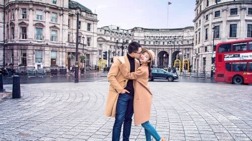 Travel photo shoot in London, UK[London travel photographer for wedding photos, couple portraits, and travel photography services]
