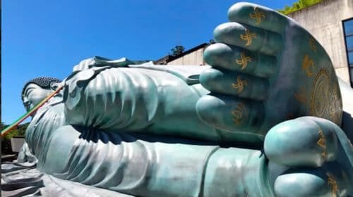 Popular 1-day tour in Fukuoka, Japan: Nanzoin Temple, Dazaifu, Yufuin & Umi Jigoku