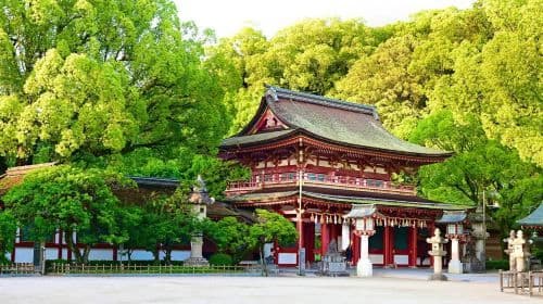 Popular 1-day tour in Fukuoka, Japan: Nanzoin Temple, Dazaifu, Yufuin & Umi Jigoku
