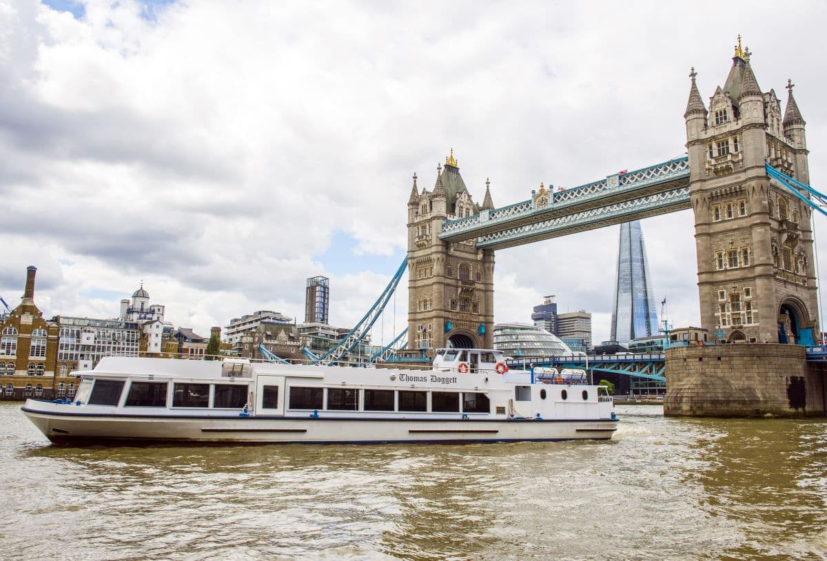 Cruzeiro pelo Rio Tâmisa de Westminster a Greenwich