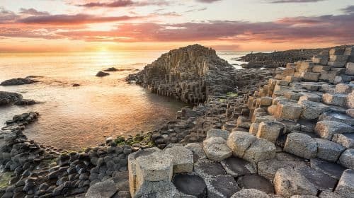 Dublin: Giant's Causeway, Dark Hedges & Titanic Guided Tour Day Tours