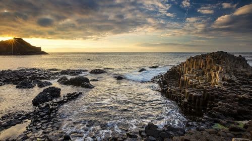 Giant's Causeway con la Titanic Exhibition e il meglio dei tour giornalieri dell'Irlanda del Nord