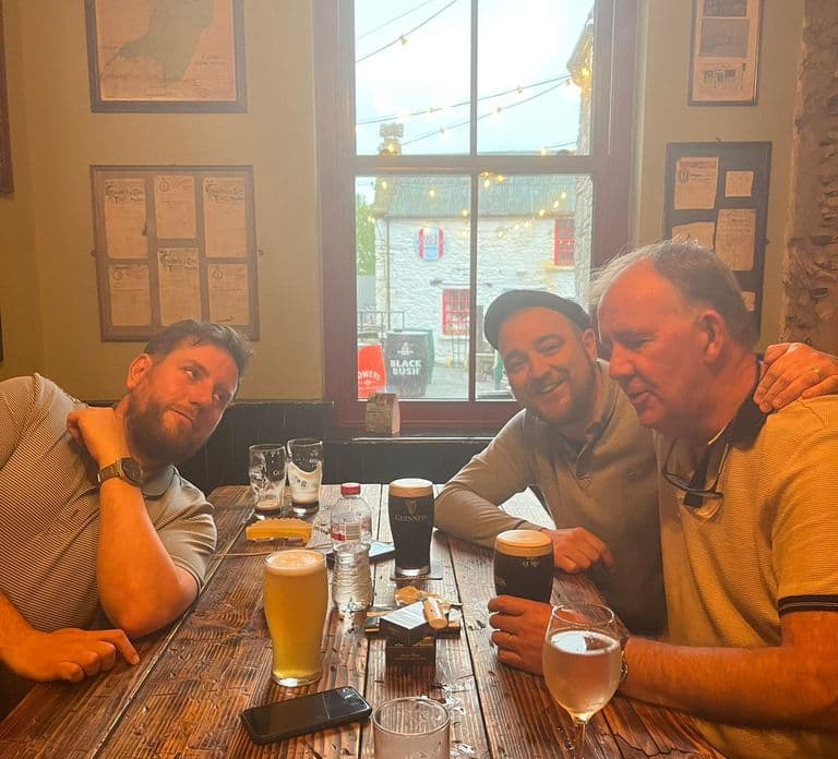 Dingle: Guided Pub Tour with Local Guide
