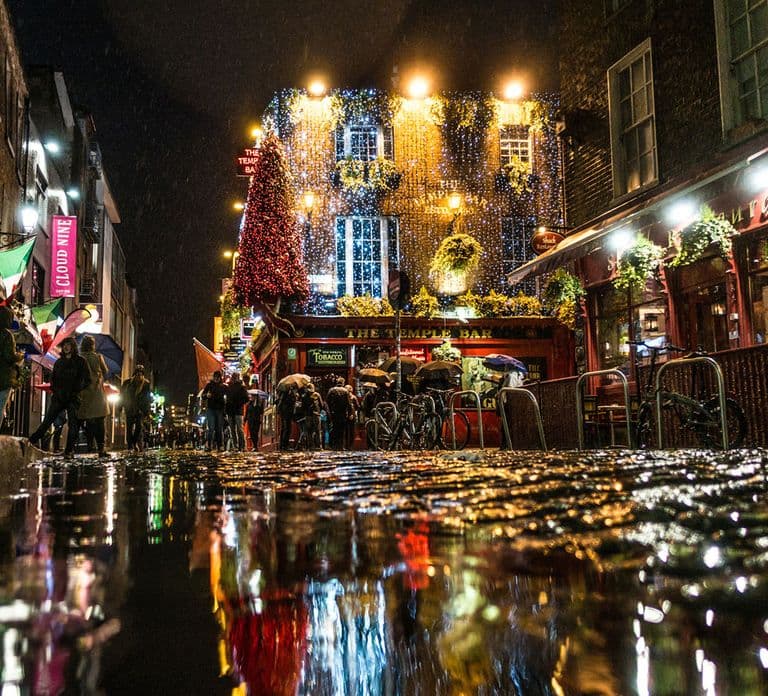 Descobrindo Dublin em um Tour Privado a Pé de Natal