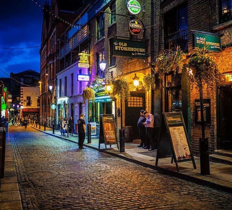 Dublin by Night: Tour Iluminado com Paradas em Pubs