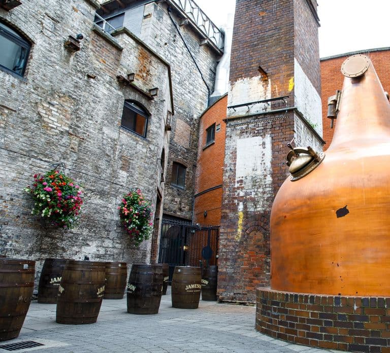 Dublin Temple Bar Tour met Jameson Distillery Whiskey Tour