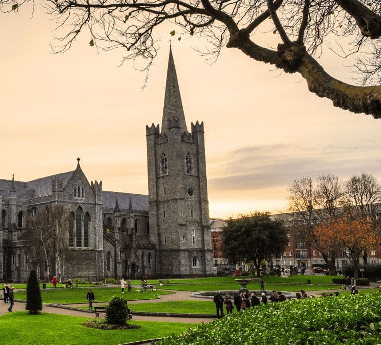 Dublin: Excursão a pé guiada de 2 horas pelo centro da cidade
