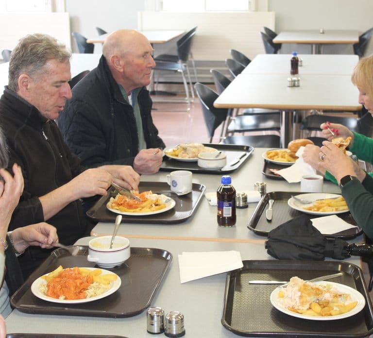 Dublin: História Sombria e Almoço. Tour Militar e de Assassinatos