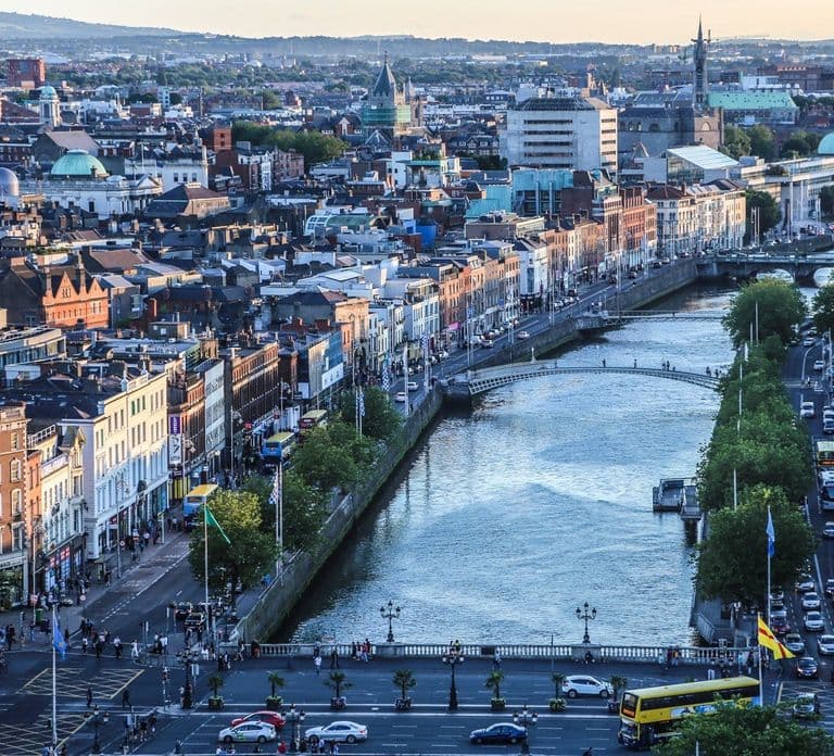 Dublino: Trasferimento privato dall'aeroporto DUB di Dublino al centro città