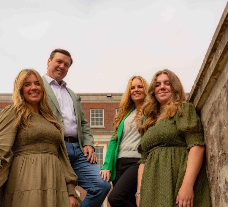 Dublin: Familien-Fotoshooting mit bearbeiteten Fotos