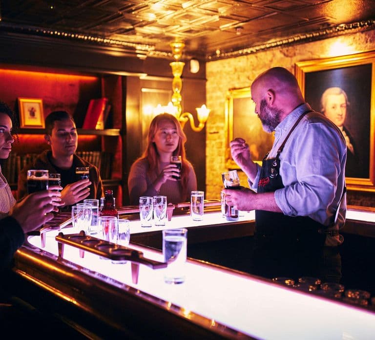 Dublin: Guinness Storehouse Connoisseur Experience