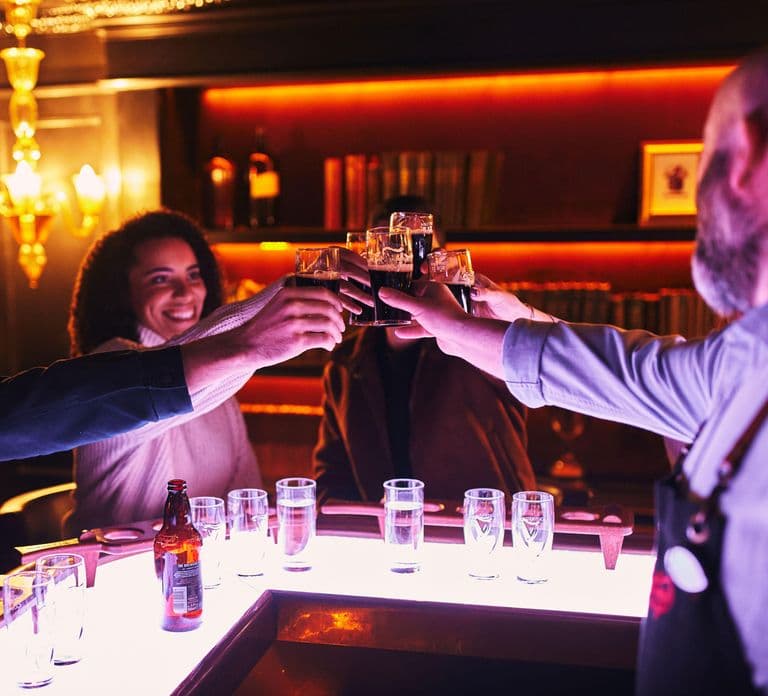 Dublin: Guinness Storehouse Connoisseur Experience