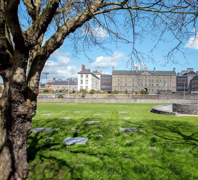 Dublin: Hop-on Hop-off Bus Tour