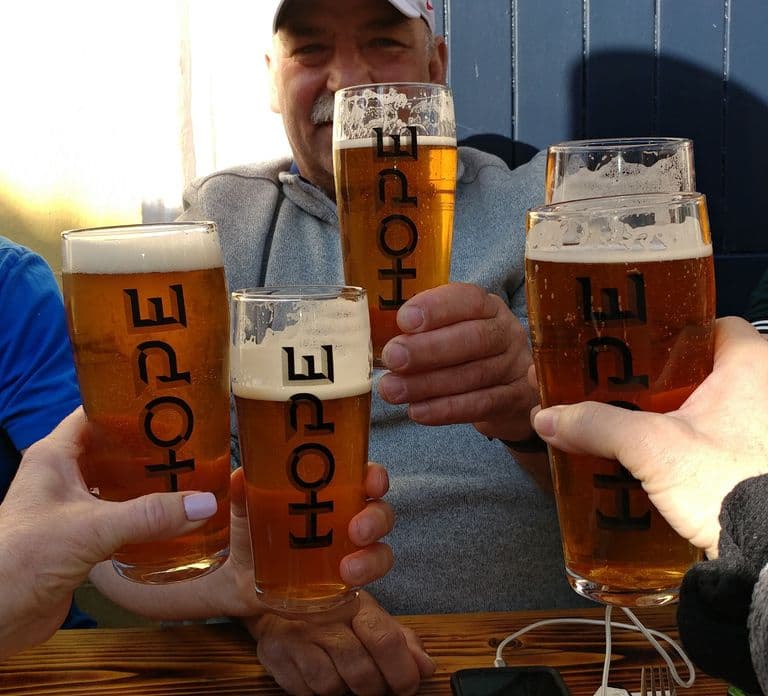 Dublin: Howth Coastal Craft Beer and Seafood Tour