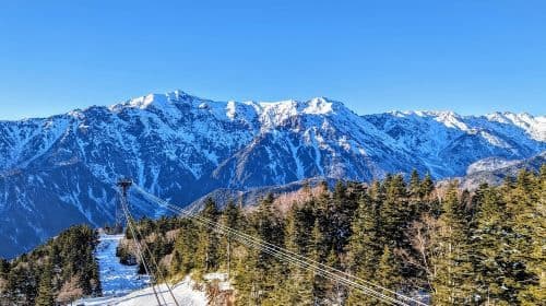Tour di 1 giorno da Takayama: Hida Folk Village, grotte e funivia