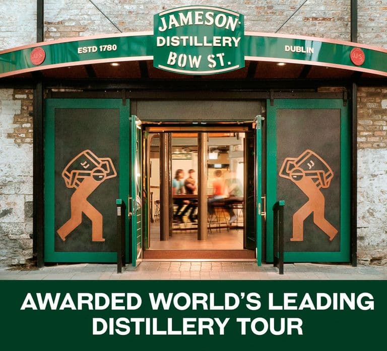 Dublino: Jameson Whiskey Distillery & Tour in autobus Hop-on Hop-off