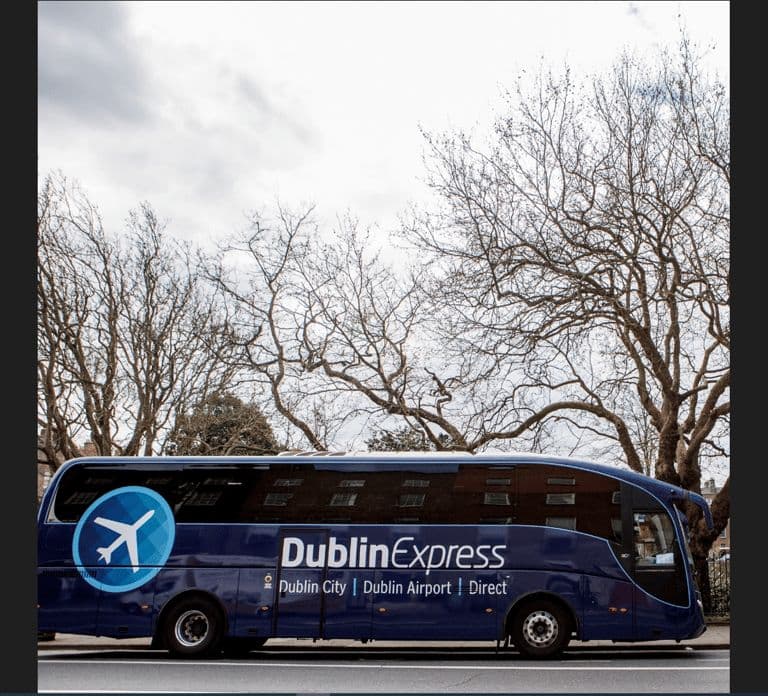 Dublin: One-Way Bus Transfer from/to Dublin Airport