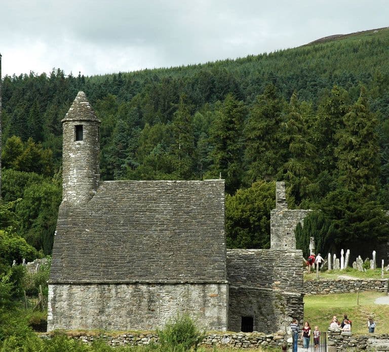Da Dublino: Tour delle Wicklow Mountains, Glendalough e Kilkenny
