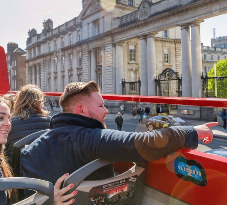 Gravedigger Ghost Tour in + City 24hr Sightseeing Dublin