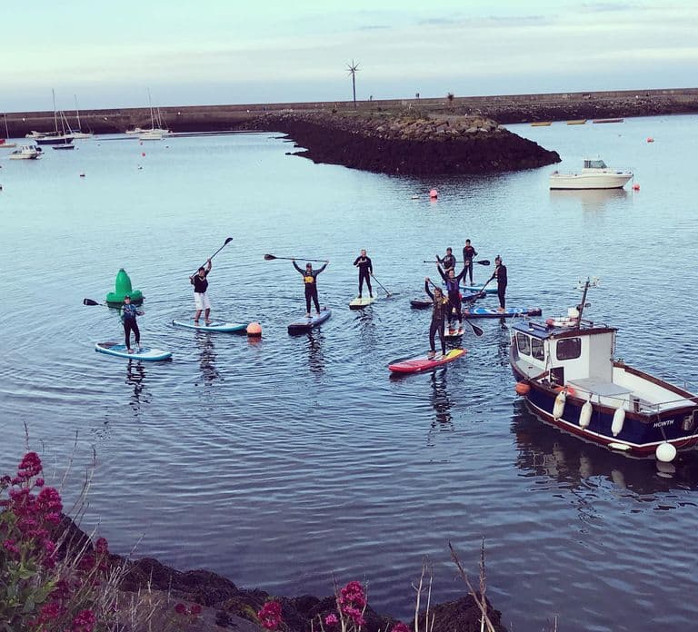 Howth: Paddleboardles in Howth Harbour