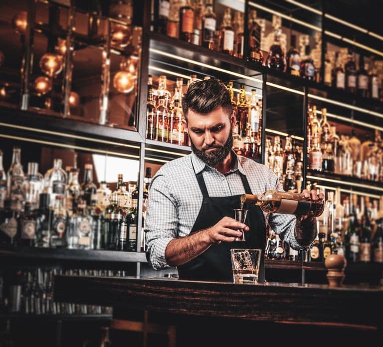 Tour privado de cata de whiskey irlandés en Dublín