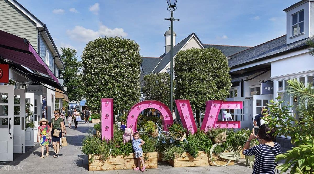 Kildare Village Shopping Express