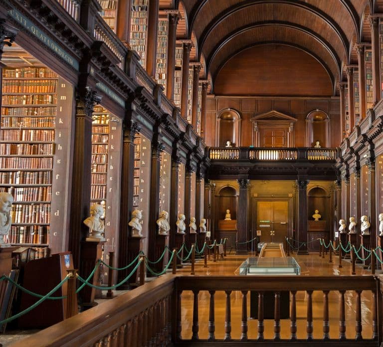 Private Dublin Tour with Trinity College & Old Library