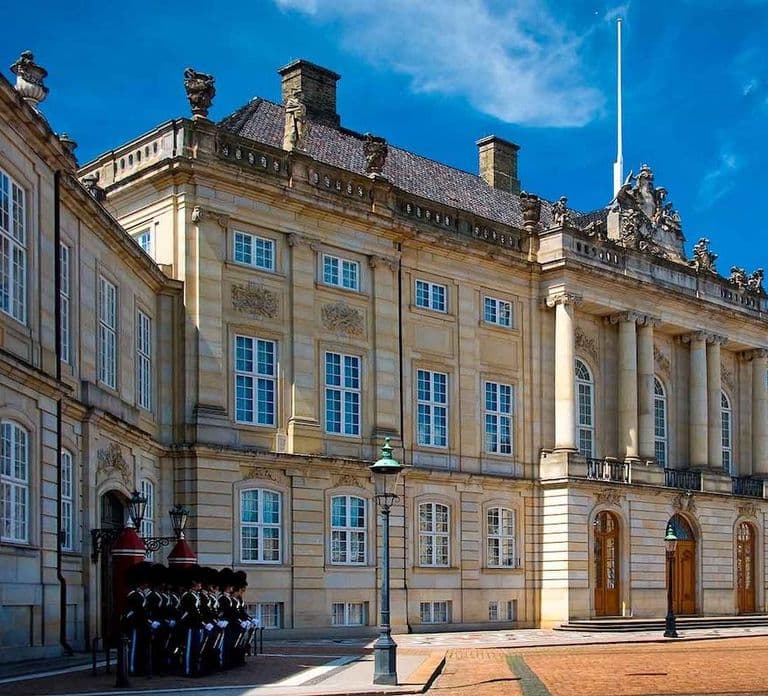 Copenhague: Tour pelo Amalienborg em espanhol