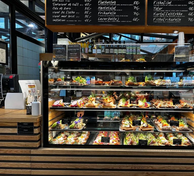 Copenhagen: Food Tour with 6+ Tastings of Danish Classics