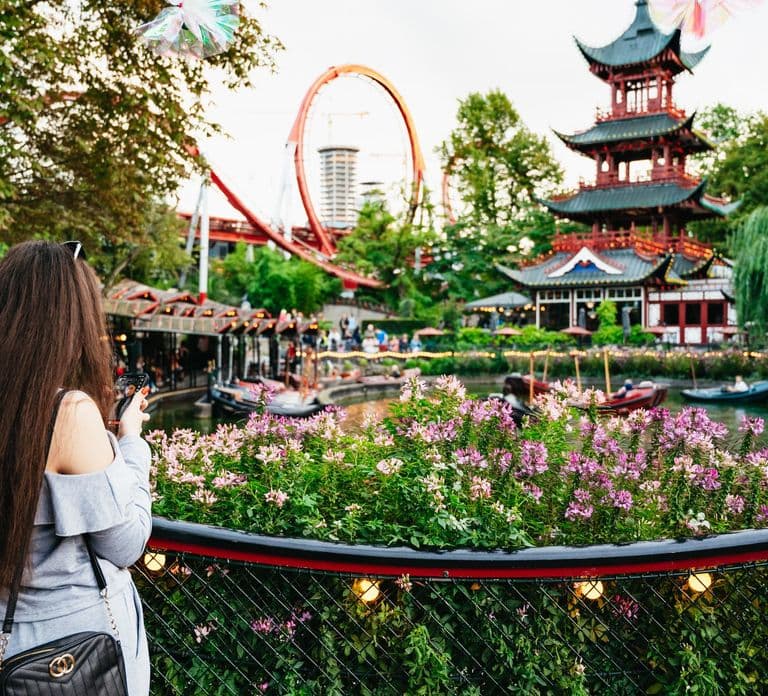 Copenhagen: Tivoli Gardens Entry Ticket with Unlimited Rides