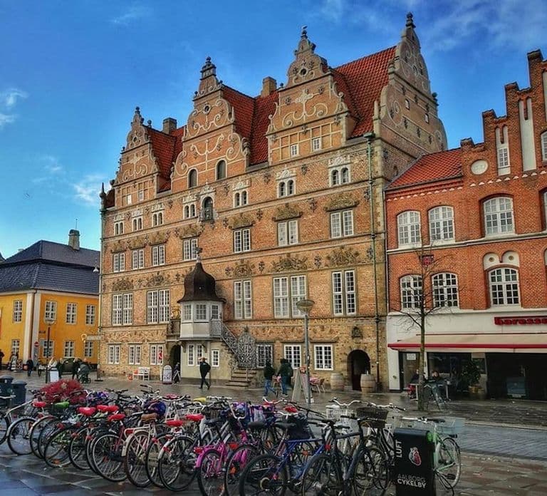 Denmark: Tour of Aalborg in Spanish