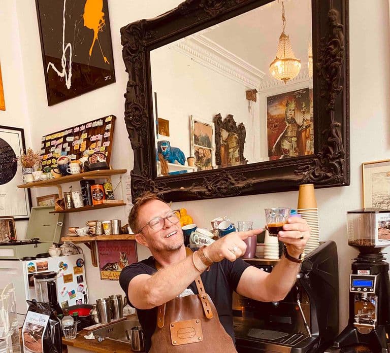Nomad & Bean Cafe: Espresso-Making Class with Breakfast