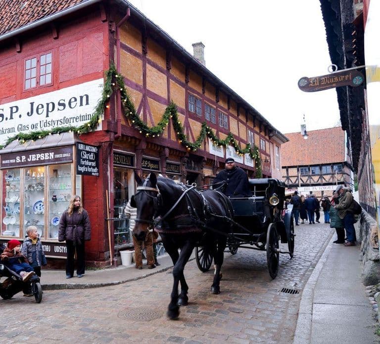 Unieke kerstmarkt in de oude binnenstad van Aarhus