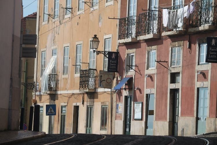 Old Lisbon Tour: Alfama and São Jorge Castle