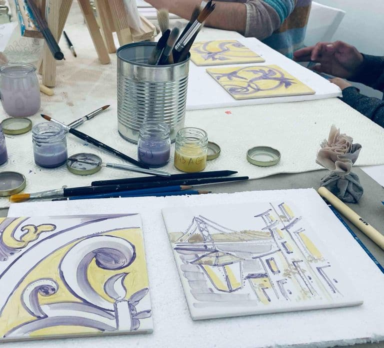 Paint Your Tile and Create Your Unique Piece in an Art Gallery in Lisbon