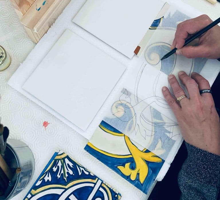 Paint Your Tile and Create Your Unique Piece in an Art Gallery in Lisbon