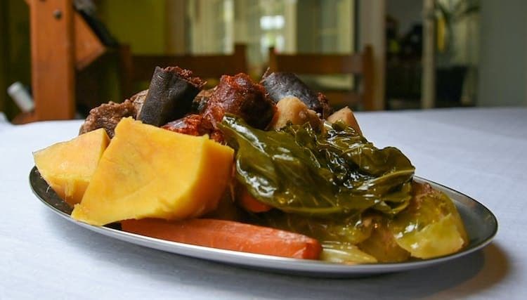 Full-Day Van Tour to Furnas