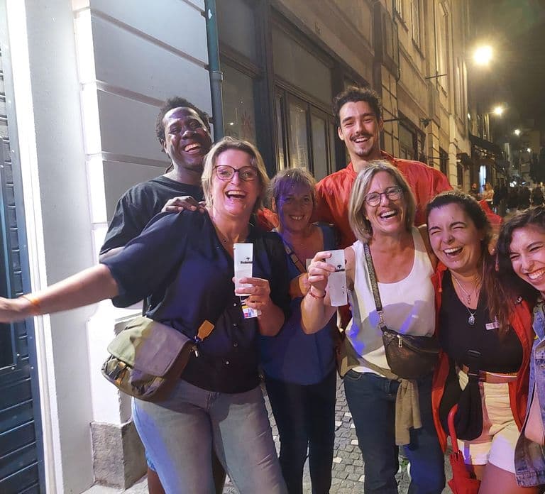 Porto: PubCrawl with 6 Drinks+VIP Club Entry
