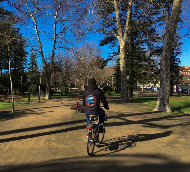 Porto: Riverside Panoramic E-Bike Tour