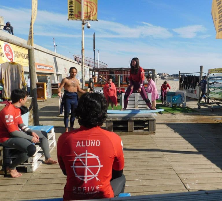 Porto: Surf Lesson with the First Surf School in Porto!